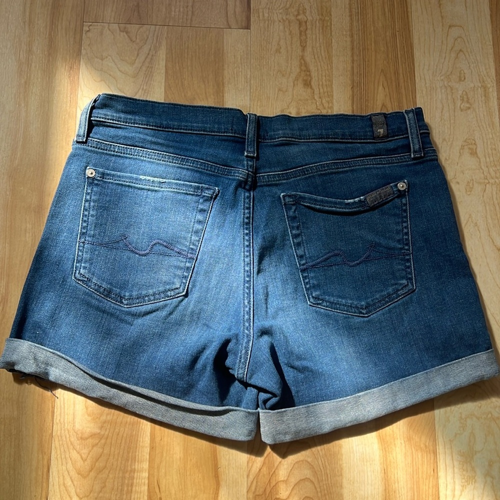 7 For All Mankind Mid Roll Up Short  medium wash denim jean shorts size 29